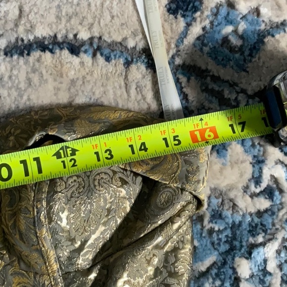 Dress - Picture 8 of 9